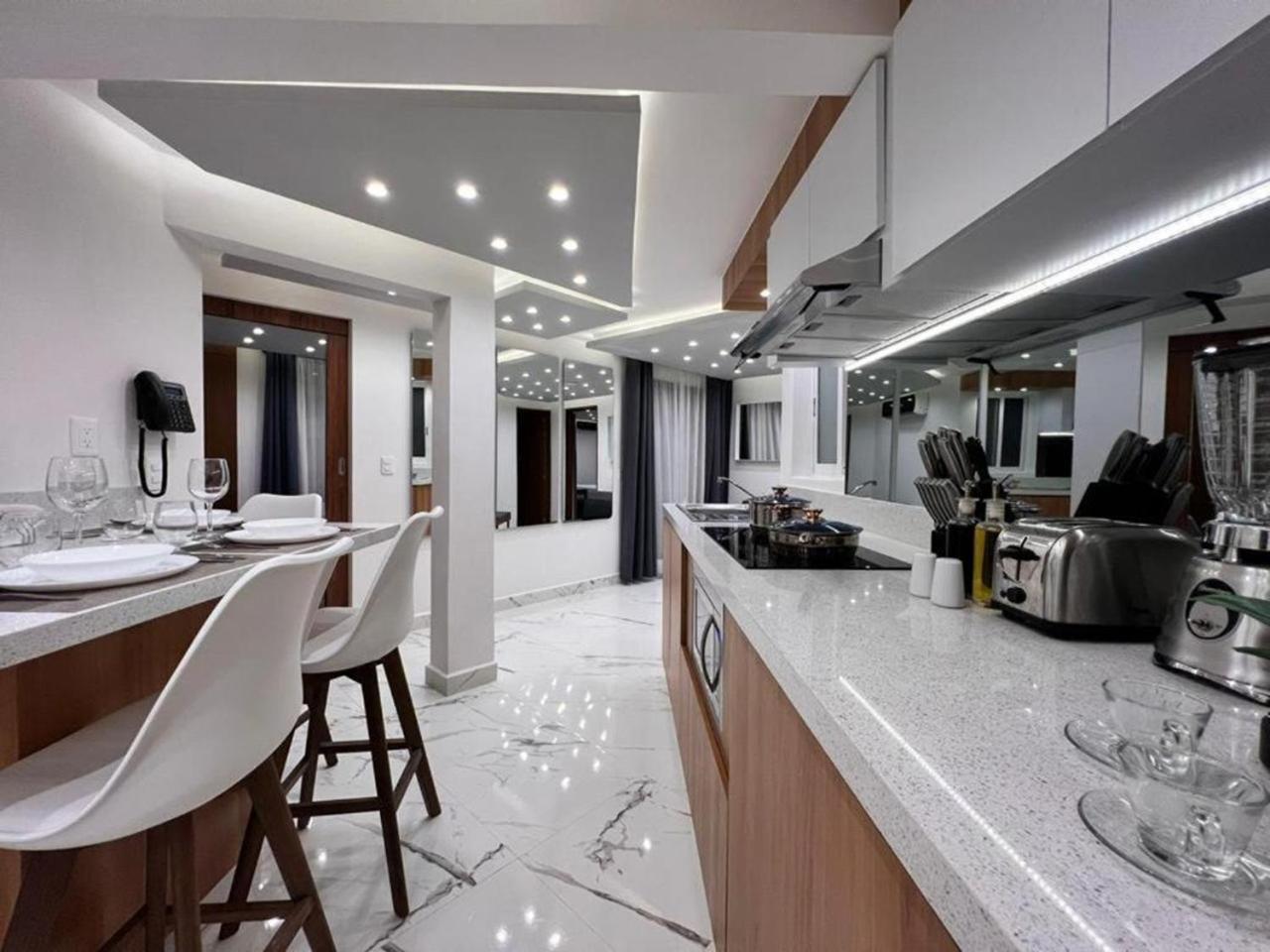 Seven Boutique Apartments Канкун Экстерьер фото